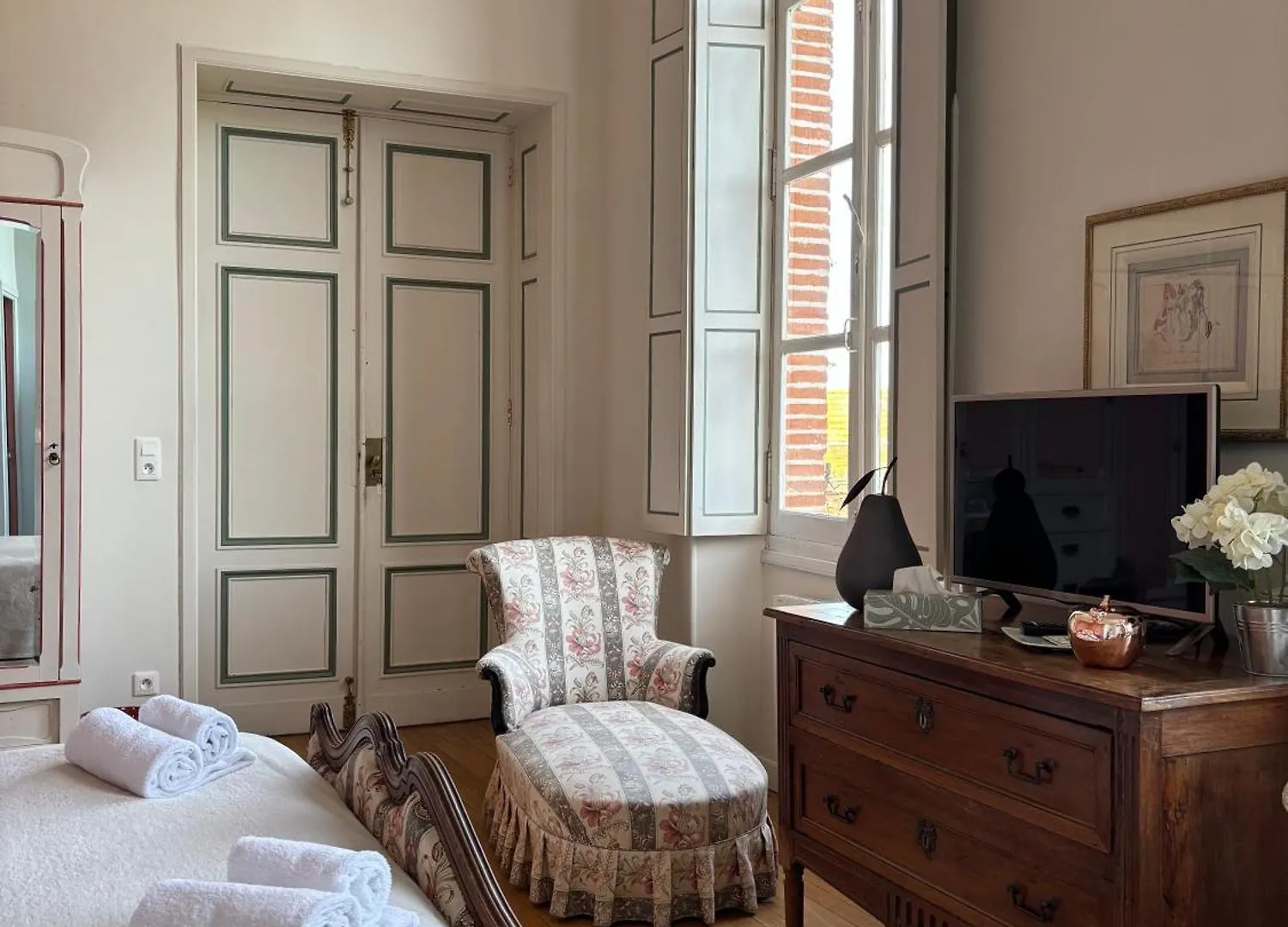 Gite Manzana Au Chateau Lavalade Castelsarrasin